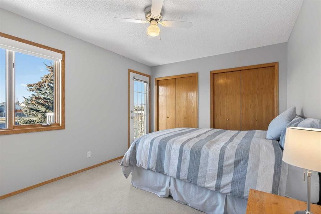 116 Hampshire Grove Nw, Calgary, AB - Indoor Photo Showing Bedroom