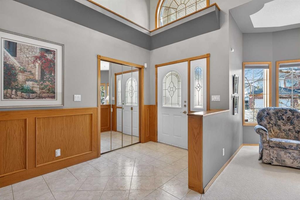 116 Hampshire Grove Nw, Calgary, AB - Indoor Photo Showing Other Room