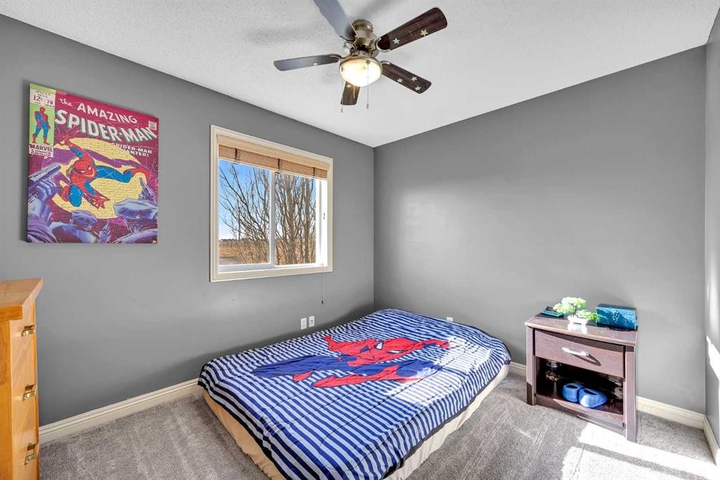 139 Prestwick Point Se, Calgary, AB - Indoor Photo Showing Bedroom