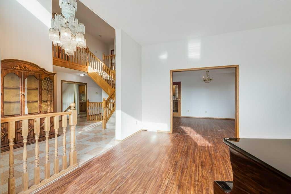 106 Sienna Hills Drive Sw, Calgary, AB - Indoor Photo Showing Other Room