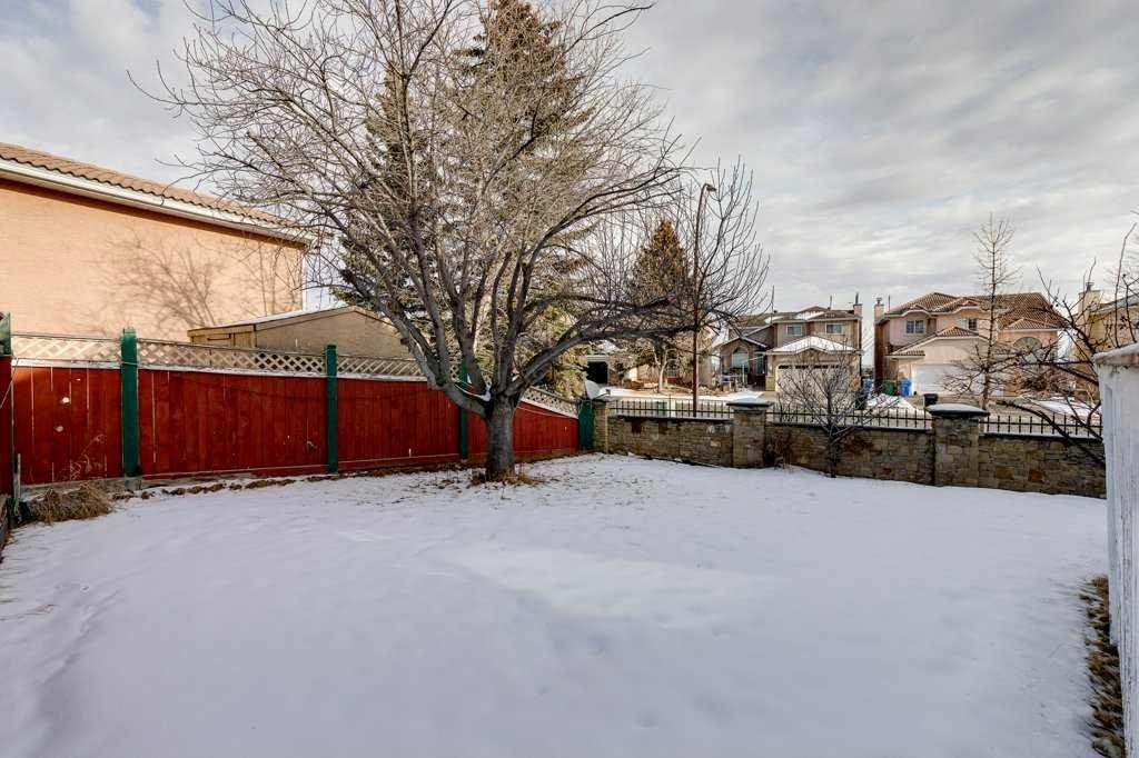 106 Sienna Hills Drive Sw, Calgary, AB - Outdoor