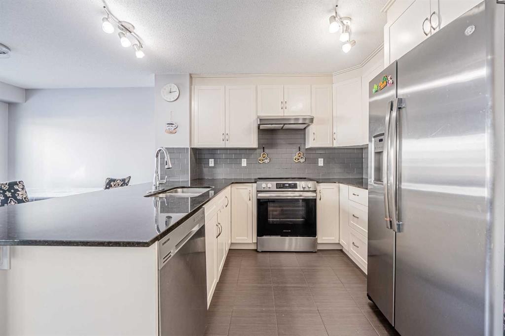 180 Panatella Way Nw, Calgary, AB