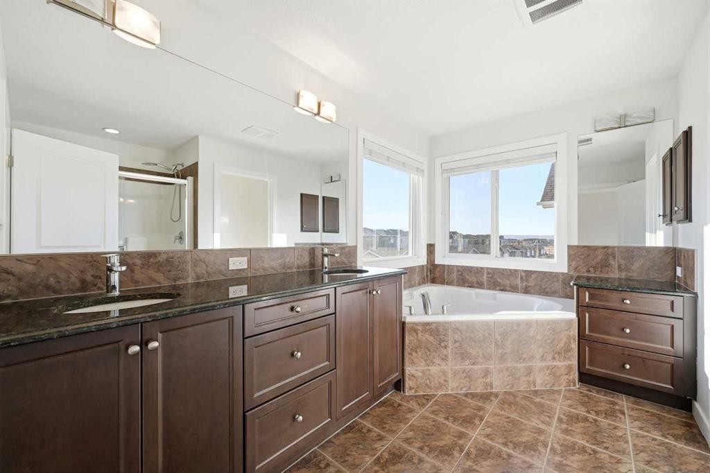 59 Redstone Park Ne, Calgary, AB - Indoor Photo Showing Bathroom