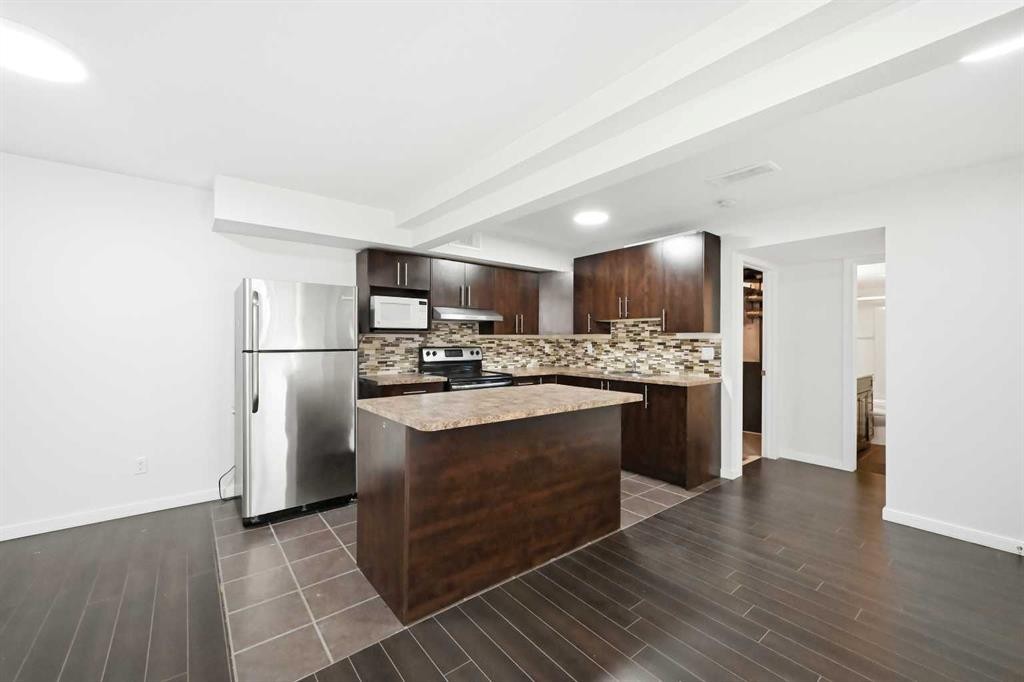 59 Redstone Park Ne, Calgary, AB - Indoor Photo Showing Kitchen With Stainless Steel Kitchen With Upgraded Kitchen