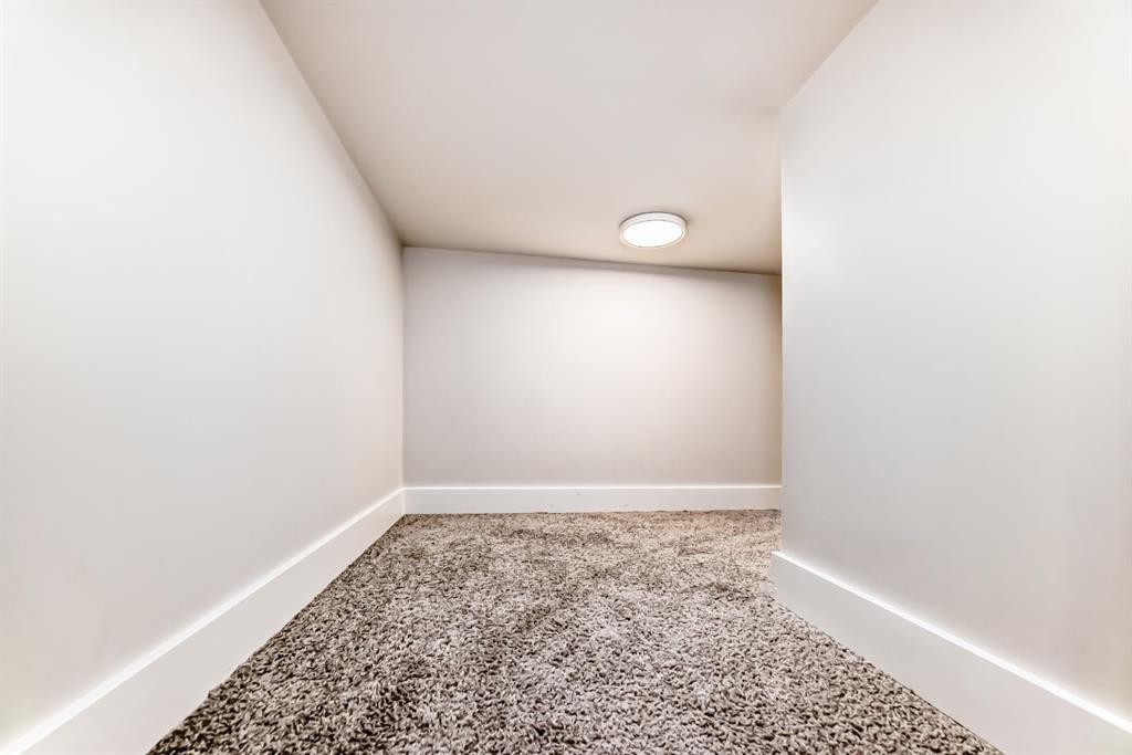 267 Sage Bluff Rise Nw, Calgary, AB - Indoor Photo Showing Other Room