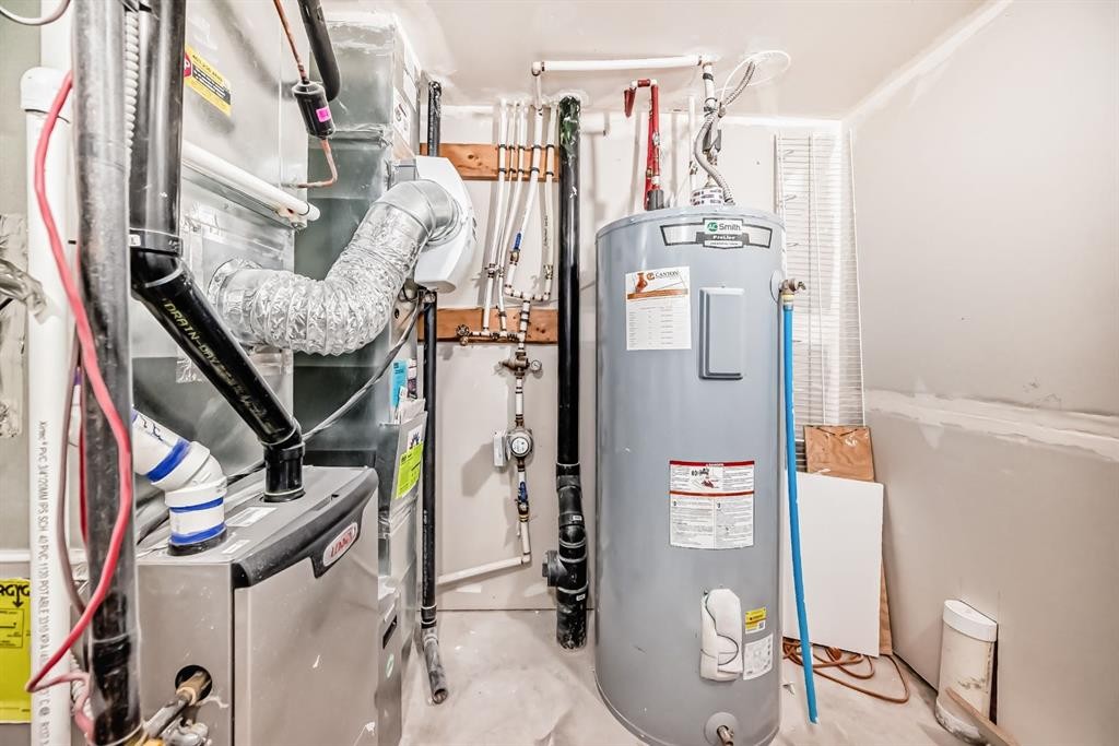 267 Sage Bluff Rise Nw, Calgary, AB - Indoor Photo Showing Basement