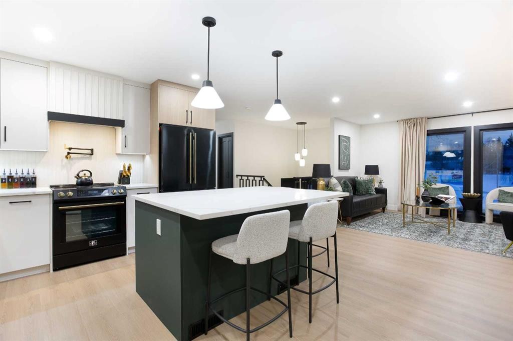 2416 Palliser Drive Sw, Calgary, AB - Indoor