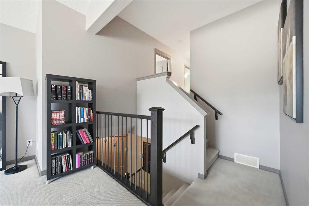 28 Skyview Shores Terrace Ne, Calgary, AB - Indoor Photo Showing Other Room