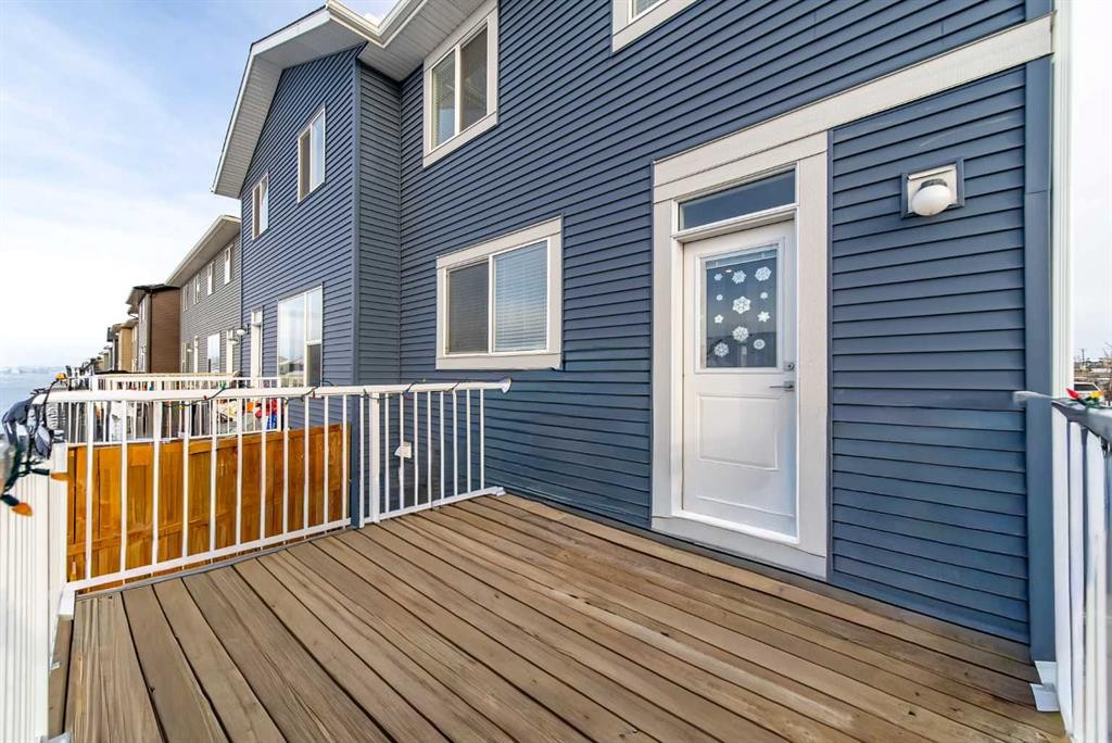 27 Iris Crescent, Okotoks, AB - Outdoor With Deck Patio Veranda With Exterior