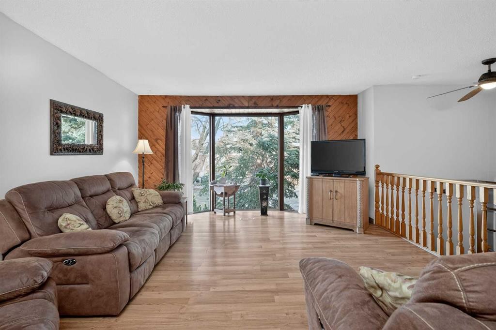 16 Rundleson Way Ne, Calgary, AB