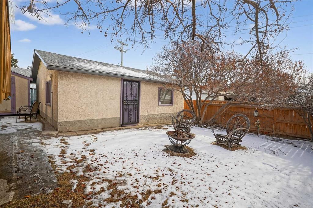 16 Rundleson Way Ne, Calgary, AB