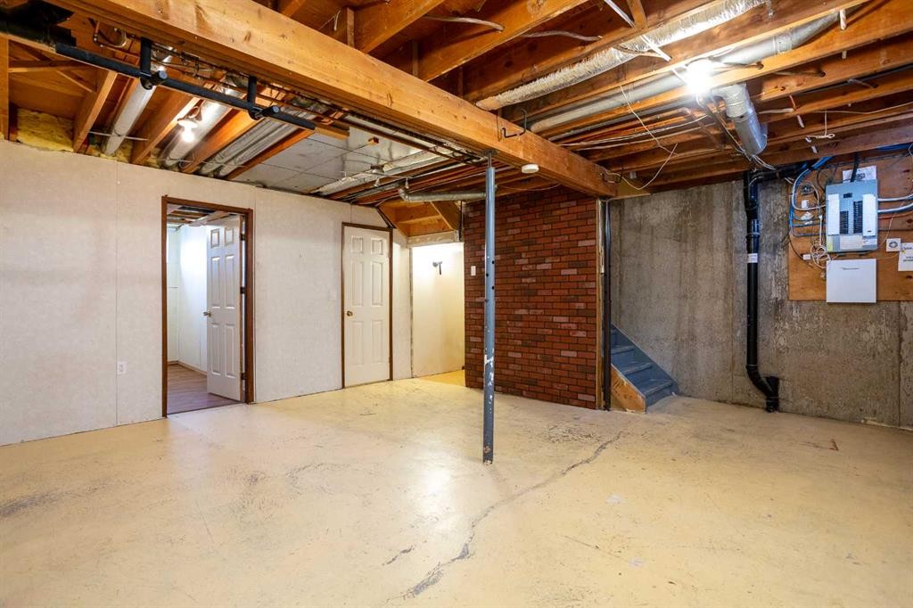 14668 Deer Run Drive Se, Calgary, AB - Indoor Photo Showing Basement