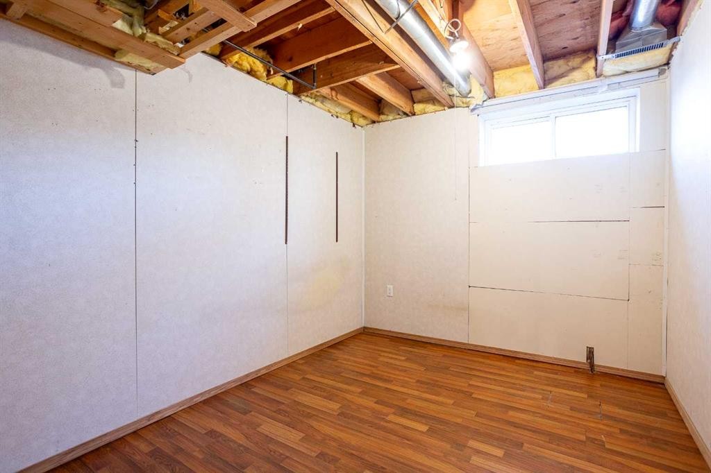 14668 Deer Run Drive Se, Calgary, AB - Indoor Photo Showing Basement