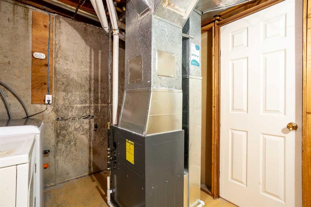 14668 Deer Run Drive Se, Calgary, AB - Indoor