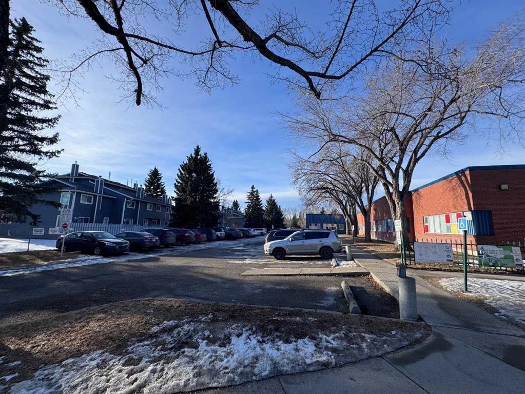 15-200 Shawnessy Drive Sw, Calgary, AB - Outdoor