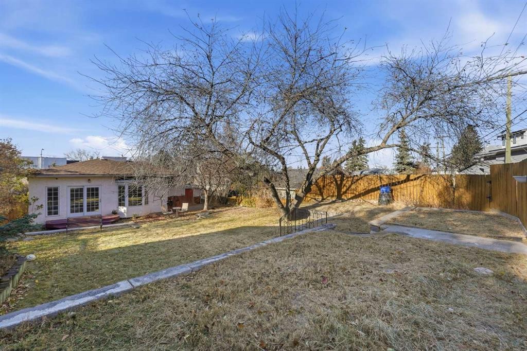 2314 Richmond Road Sw, Calgary, AB - Outdoor