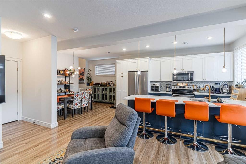 4307 Seton Drive Se, Calgary, AB - Indoor Photo Showing Kitchen With Stainless Steel Kitchen With Upgraded Kitchen