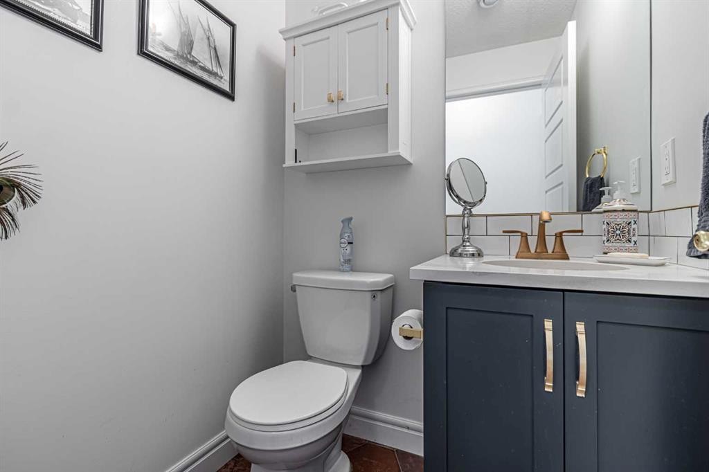 4307 Seton Drive Se, Calgary, AB - Indoor Photo Showing Bathroom