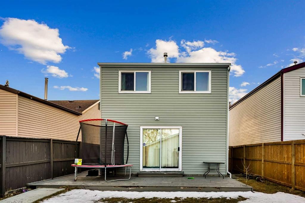 88 Abingdon Crescent Ne, Calgary, AB - Outdoor With Exterior