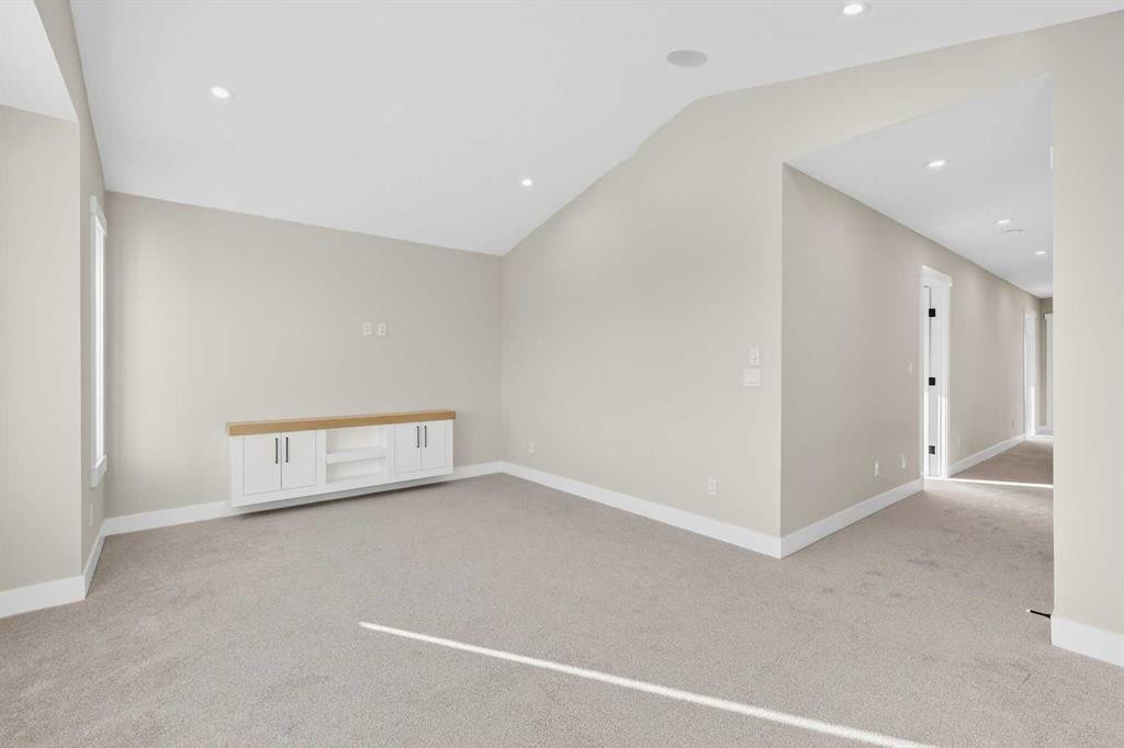180 Wildrose Drive, Strathmore, AB - Indoor Photo Showing Other Room