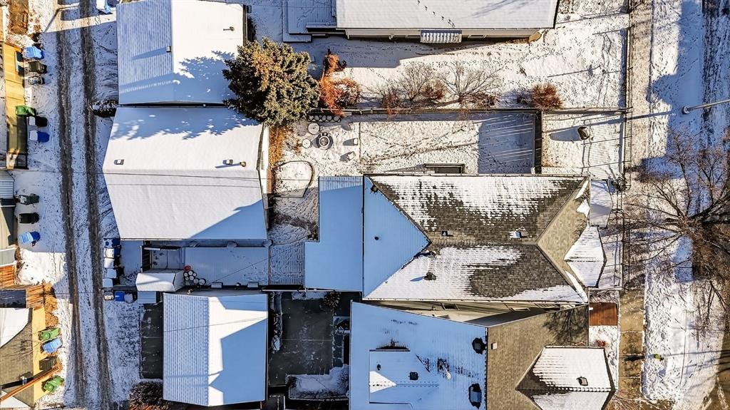 1004 20 Avenue Se, Calgary, AB - Outdoor