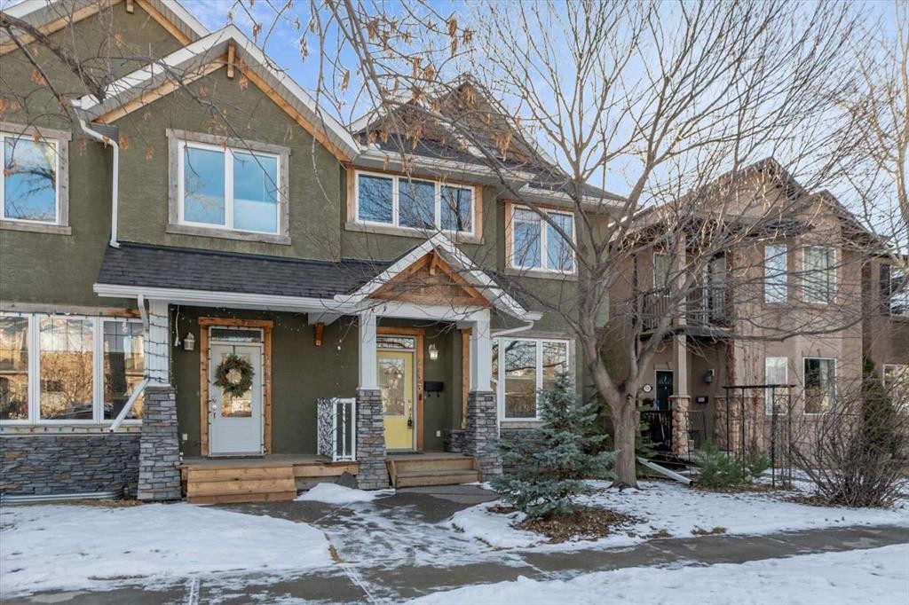 433 19 Avenue Ne, Calgary, AB - Outdoor With Facade