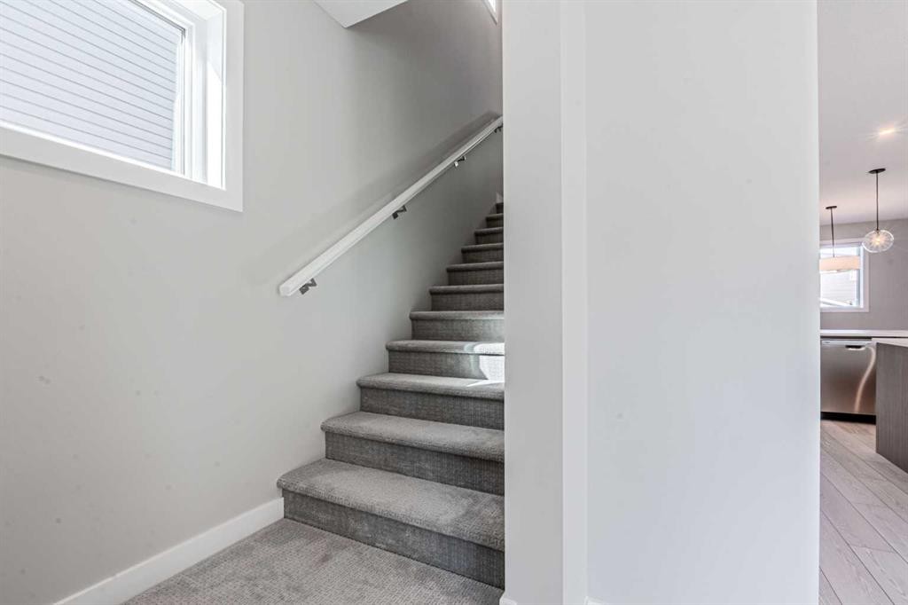 129 Dawson Wharf View, Chestermere, AB - Indoor Photo Showing Other Room