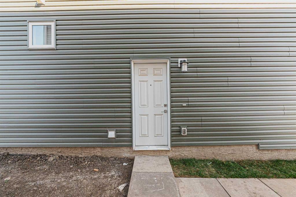 129 Dawson Wharf View, Chestermere, AB - Outdoor