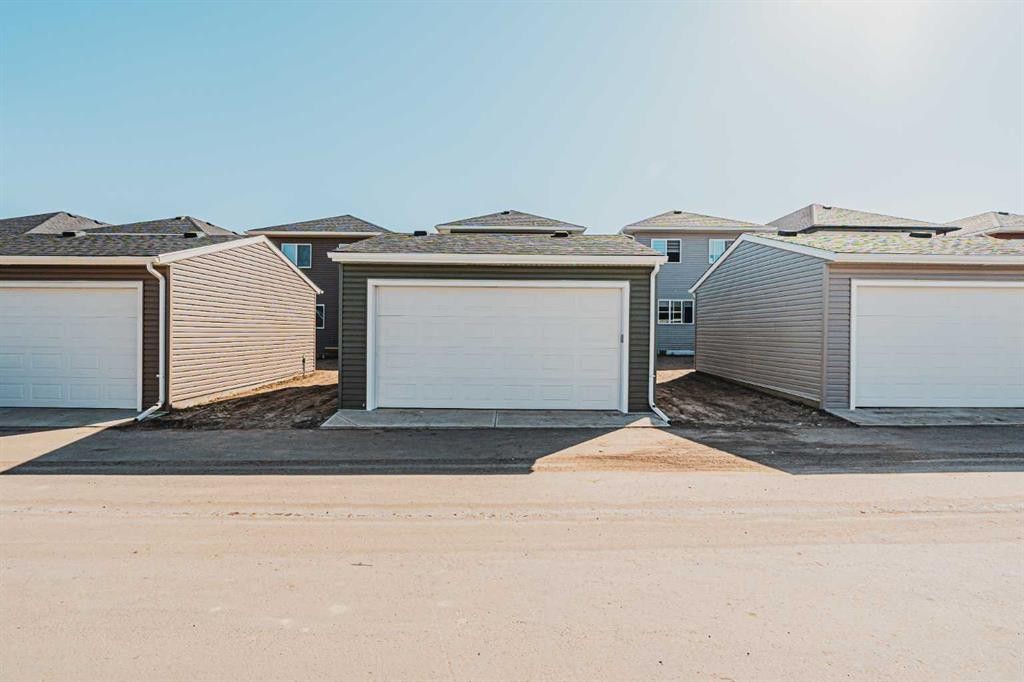 129 Dawson Wharf View, Chestermere, AB - Outdoor With Exterior