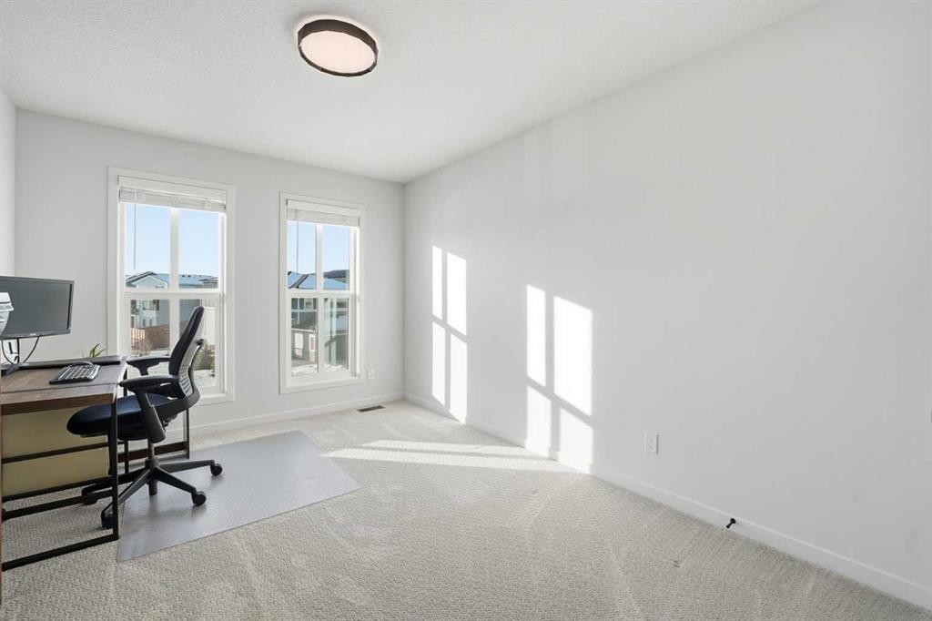 102 Setonstone Manor Se, Calgary, AB - Indoor Photo Showing Office