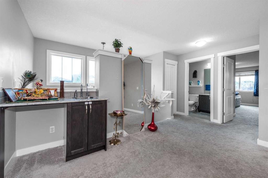80 Legacy Reach Manor Se, Calgary, AB - Indoor