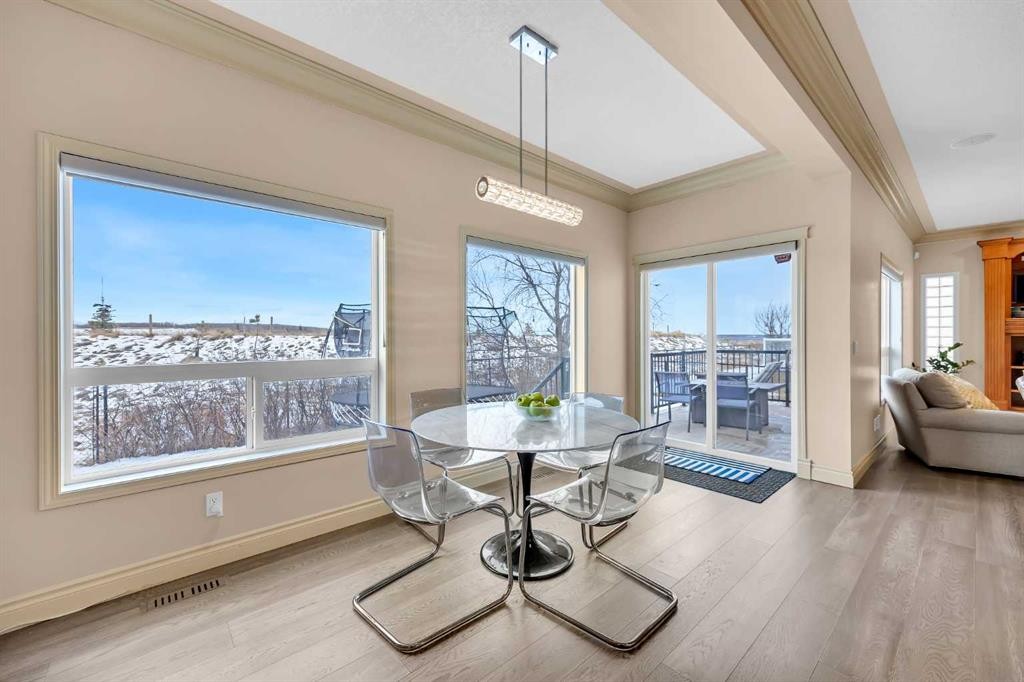 100 Cougarstone Manor Sw, Calgary, AB - Indoor