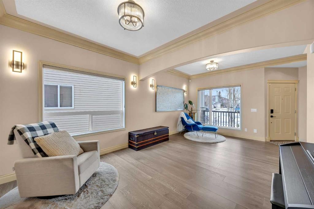 100 Cougarstone Manor Sw, Calgary, AB - Indoor