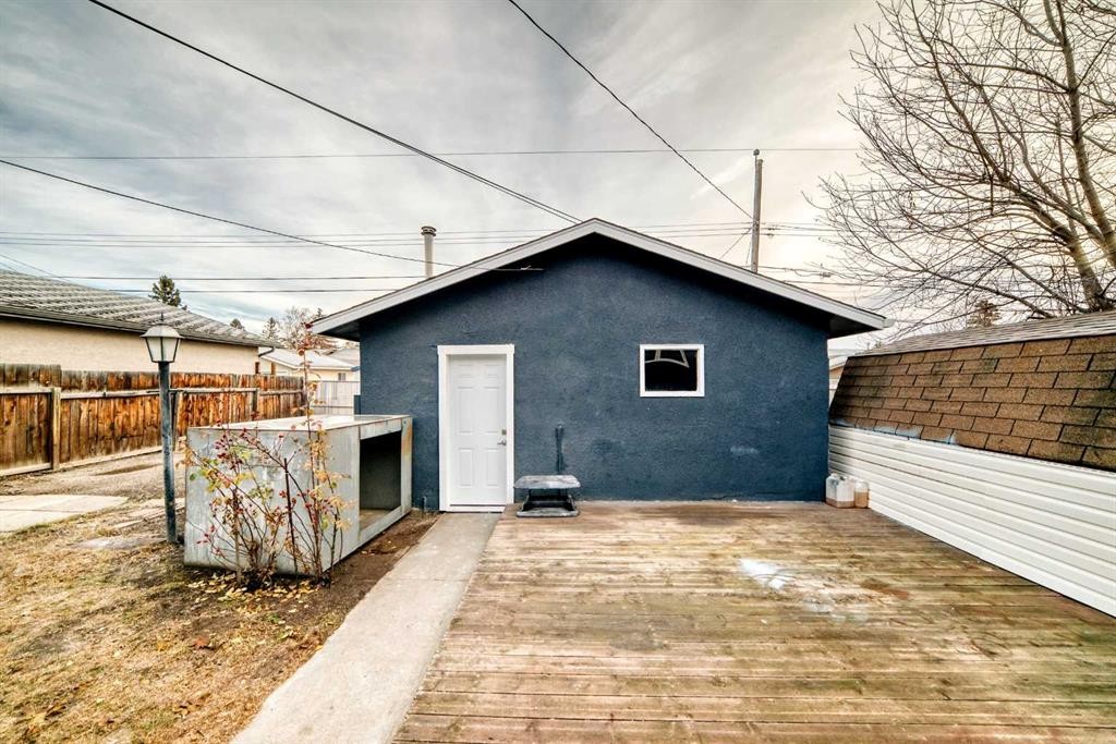 1242 Mardale Drive Ne, Calgary, AB - Outdoor With Exterior