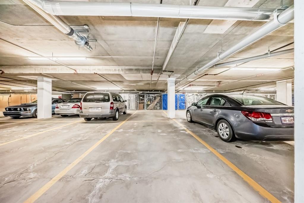 111-1005B Westmount Drive, Strathmore, AB