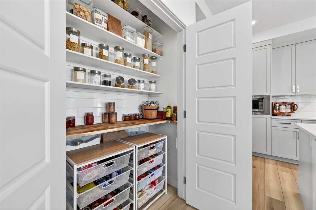 47 Walgrove Park Se, Calgary, AB - Indoor