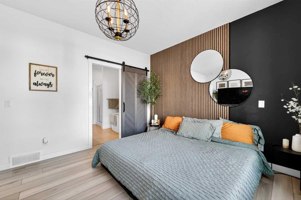 47 Walgrove Park Se, Calgary, AB - Indoor Photo Showing Bedroom
