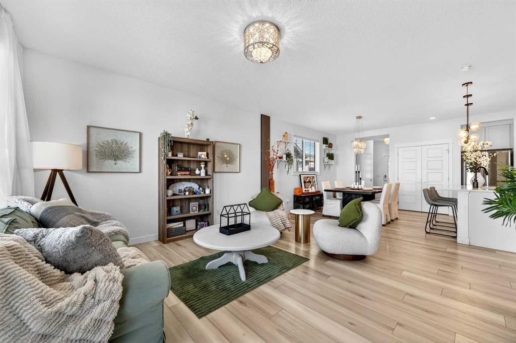 47 Walgrove Park Se, Calgary, AB - Indoor Photo Showing Living Room