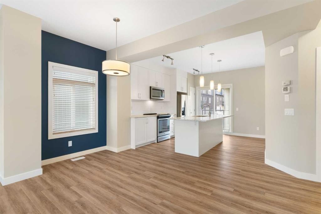 217 Sage Bluff Drive Nw, Calgary, AB - Indoor Photo Showing Kitchen With Upgraded Kitchen