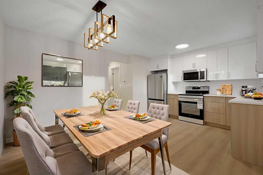 13 Penworth Close Se, Calgary, AB - Indoor