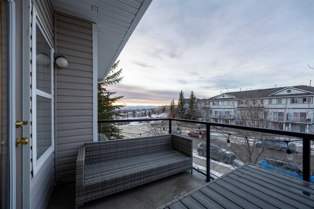 6 Rocky Vista Terrace Nw, Calgary, AB