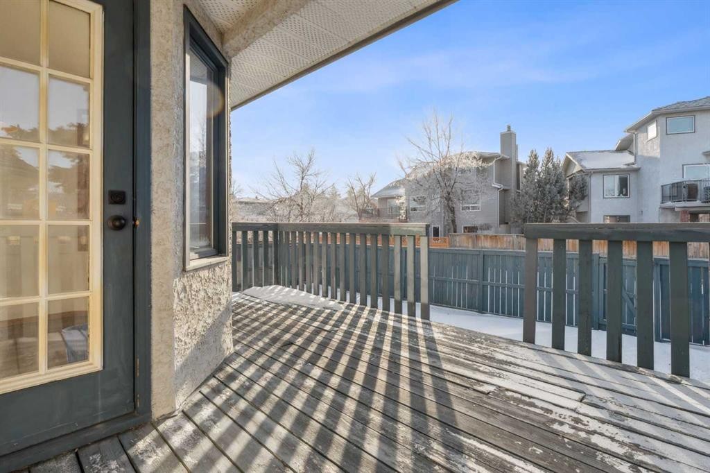 124 Edgebrook Road Nw, Calgary, AB - Outdoor With Exterior