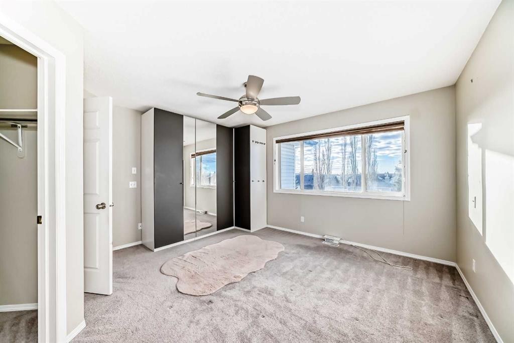 35 Citadel Ridge Close Nw, Calgary, AB - Indoor Photo Showing Other Room