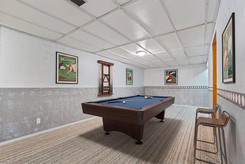 724 Pinecliff Road Ne, Calgary, AB - Indoor Photo Showing Other Room