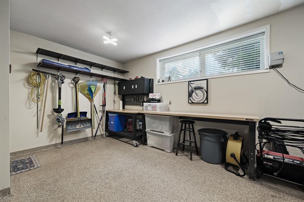 103 Stratton Park Sw, Calgary, AB