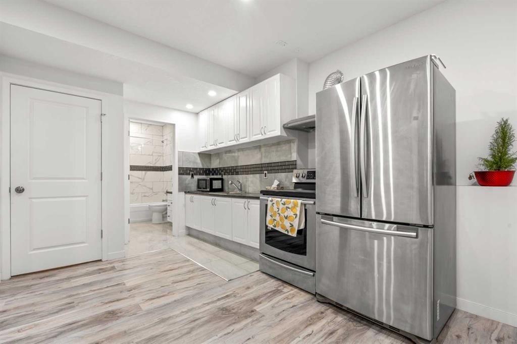 28 Panton Court Nw, Calgary, AB