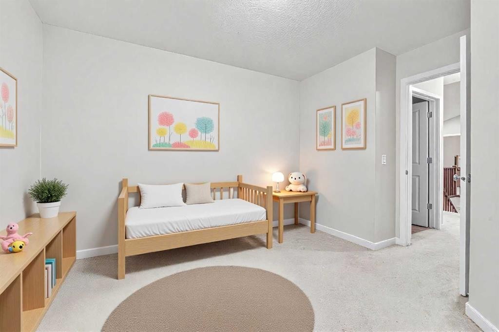 28 Panton Court Nw, Calgary, AB