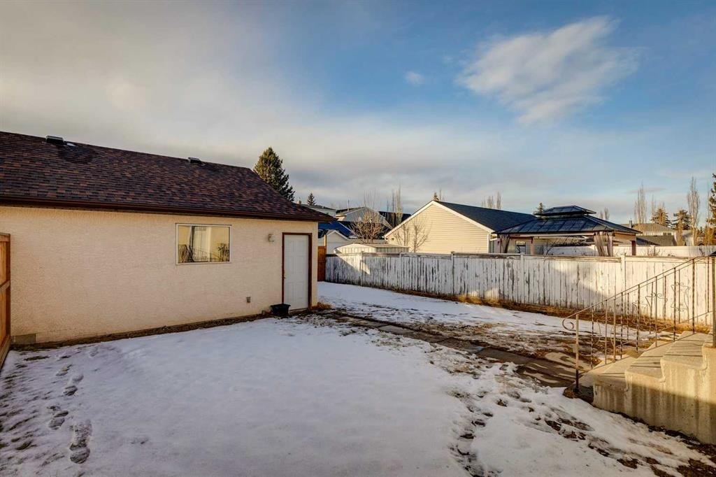 4547 Passchendaele Road Sw, Calgary, AB