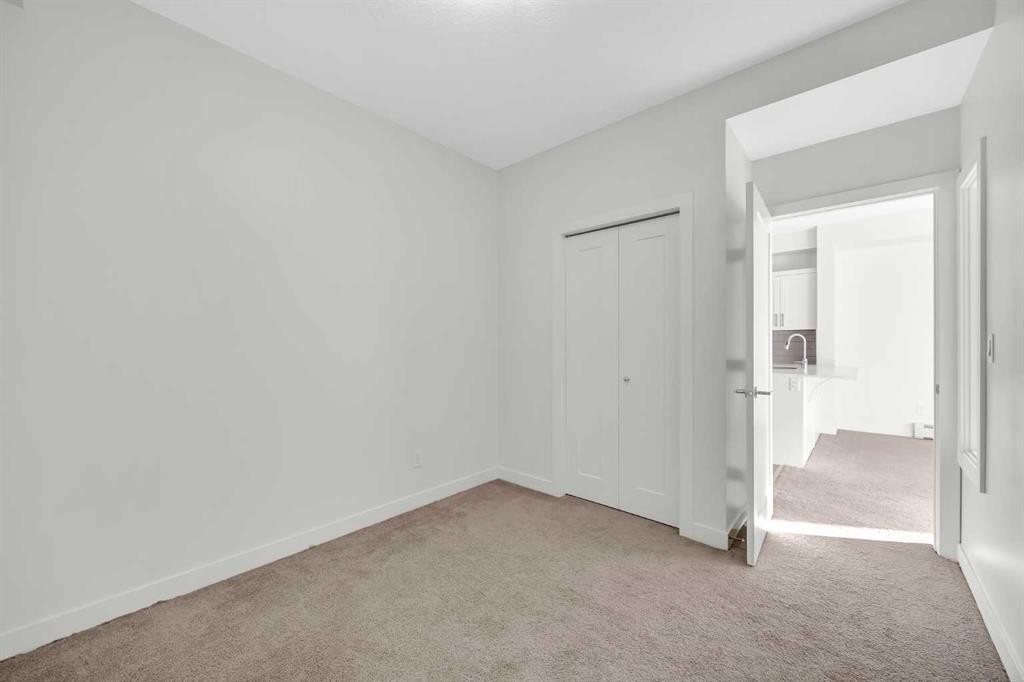 211-10 Walgrove Walk Se, Calgary, AB