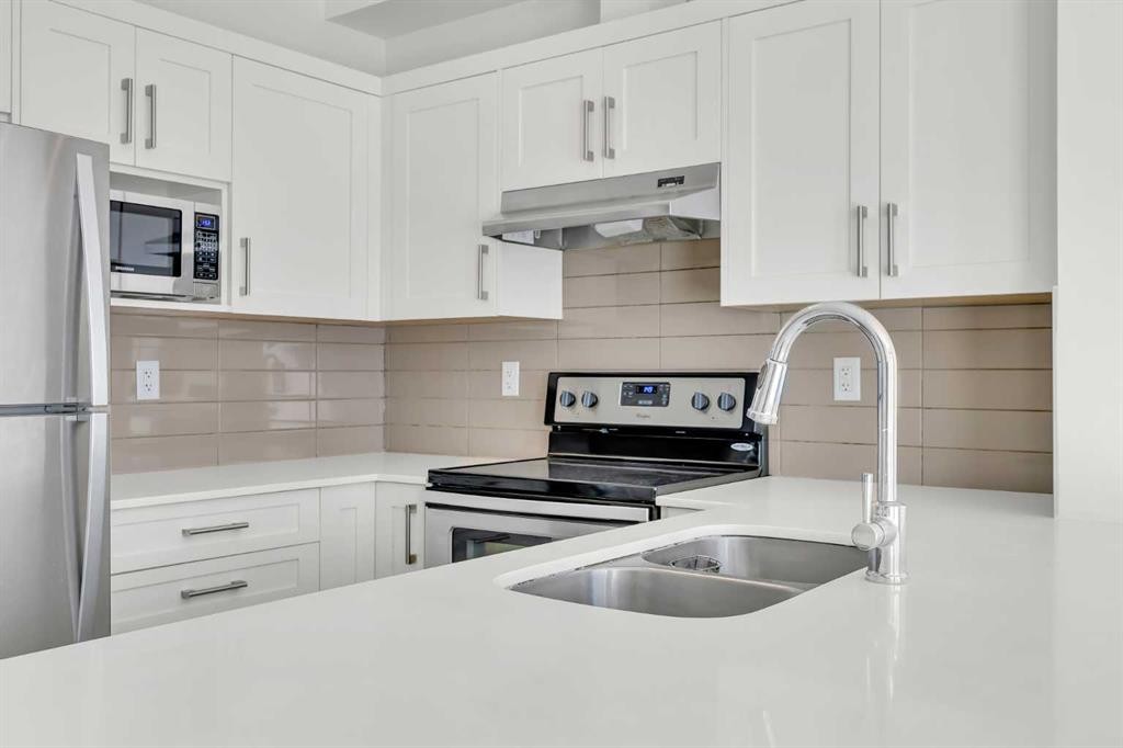 211-10 Walgrove Walk Se, Calgary, AB